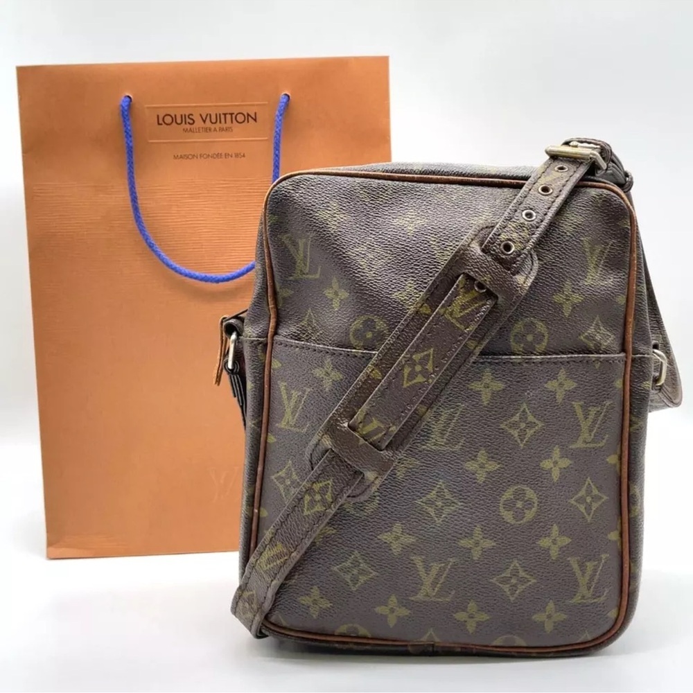 Authientic LOUIS VUITTON Monogram Petit Marceau Crossbody Bag/with Lv shop bag